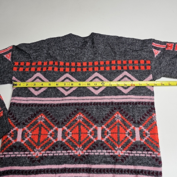 J. Crew Knit Pullover Sweater Crew Neck Geometric Print Gray Size M - Picture 15 of 16